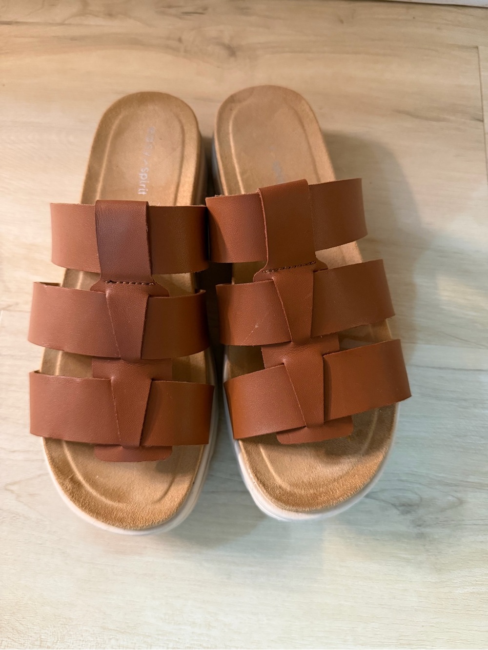 Price ✂️ Easy Spirit Women's Tan Triple-Strap Slide Sandals